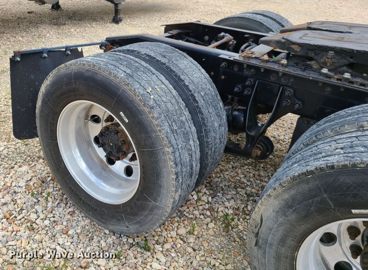 image for item K5852 2013 International ProStar  semi truck