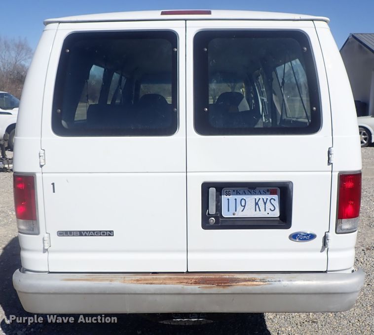 image for item DC3290 1997 Ford Club Wagon  van