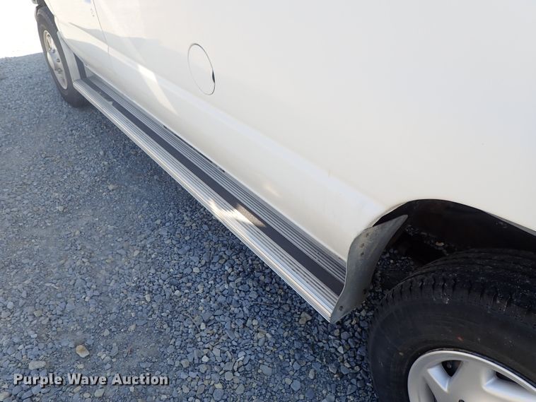 image for item DC3290 1997 Ford Club Wagon  van