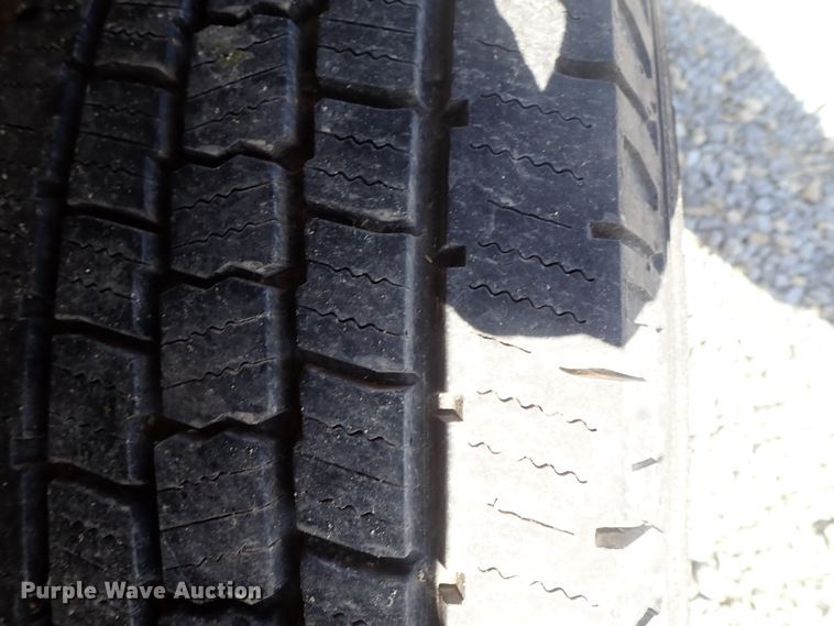 image for item DC3290 1997 Ford Club Wagon  van