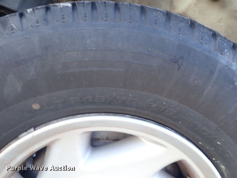 image for item DC3290 1997 Ford Club Wagon  van