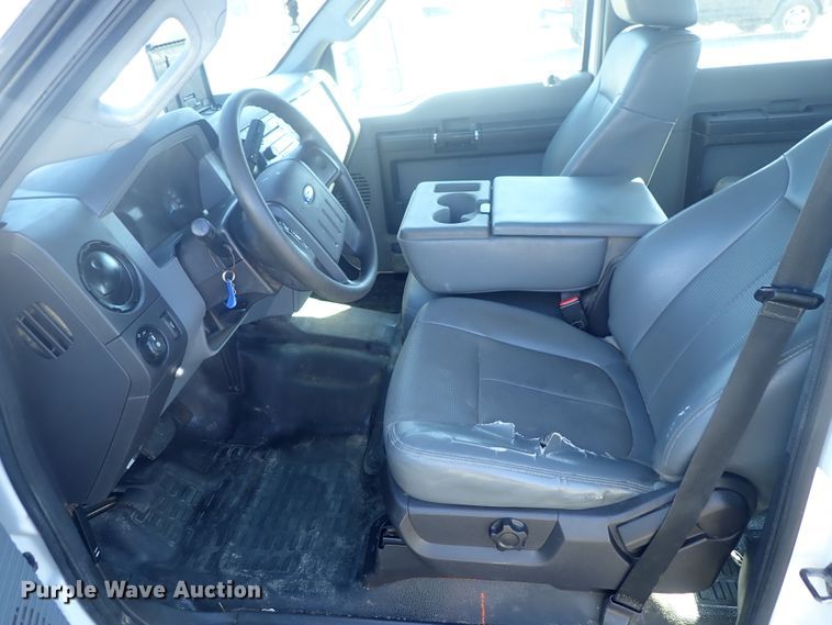 image for item DC3291 2013 Ford F250 Super Duty  Crew Cab pickup truck