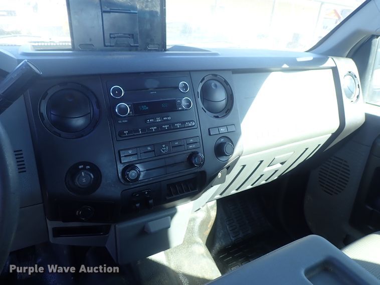 image for item DC3291 2013 Ford F250 Super Duty  Crew Cab pickup truck