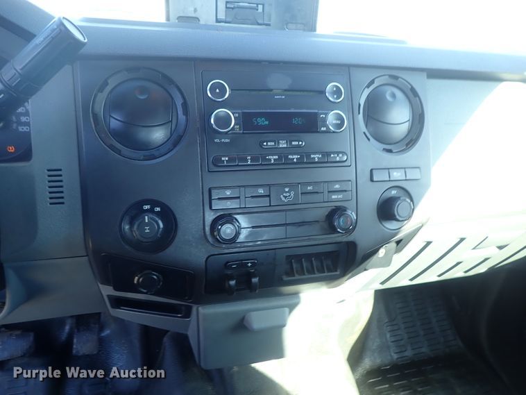 image for item DC3291 2013 Ford F250 Super Duty  Crew Cab pickup truck