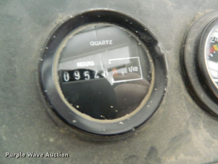 image for item DE4450 Crown 35RRTTS forklift