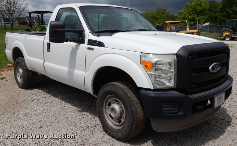 image for item DE5629 2011 Ford F250 Super Duty  pickup truck