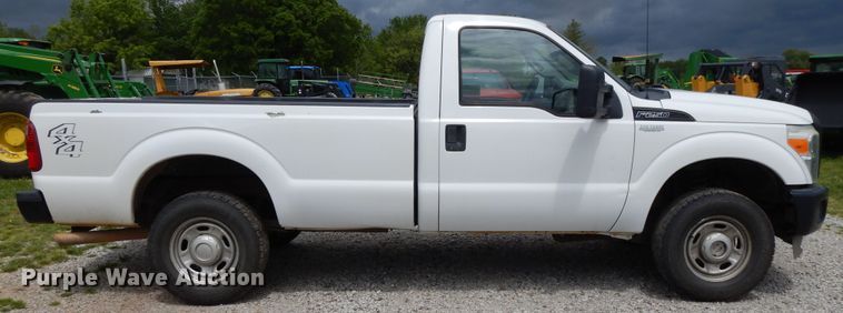 image for item DE5629 2011 Ford F250 Super Duty  pickup truck