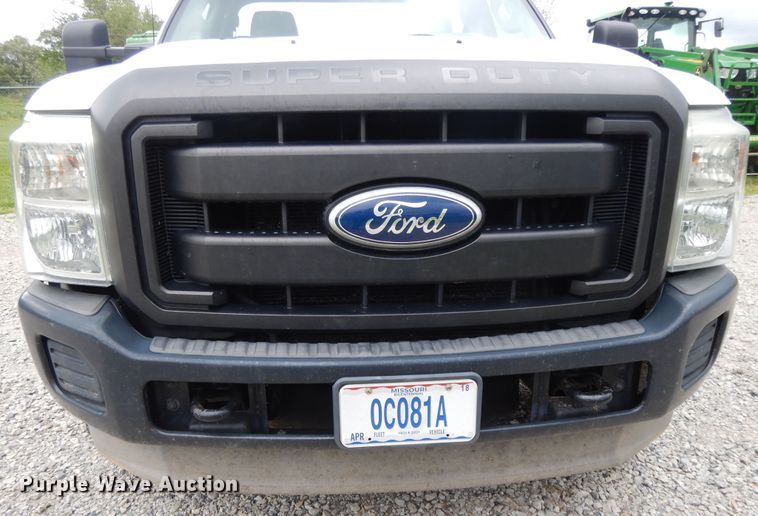 image for item DE5629 2011 Ford F250 Super Duty  pickup truck