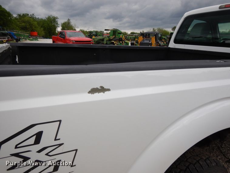 image for item DE5629 2011 Ford F250 Super Duty  pickup truck