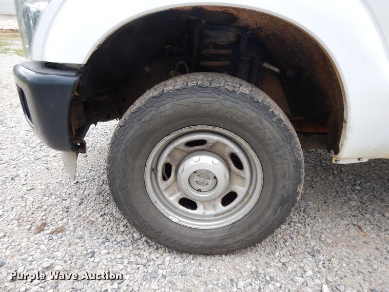 image for item DE5629 2011 Ford F250 Super Duty  pickup truck