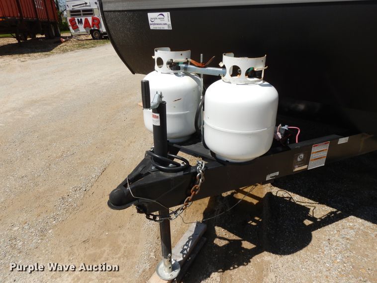 image for item DE5633 2019 Coleman CM285BH19  camper