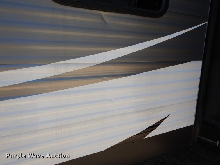 image for item DE5633 2019 Coleman CM285BH19  camper