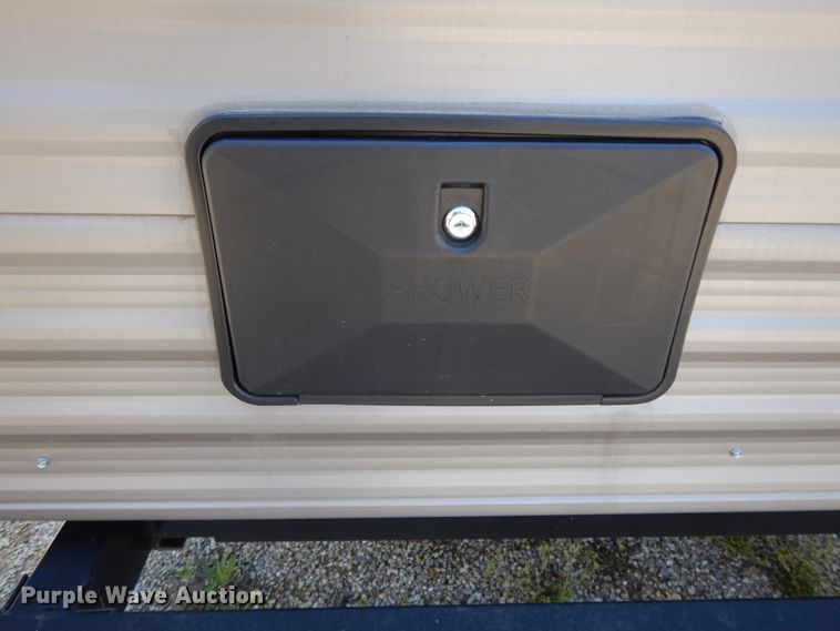 image for item DE5633 2019 Coleman CM285BH19  camper