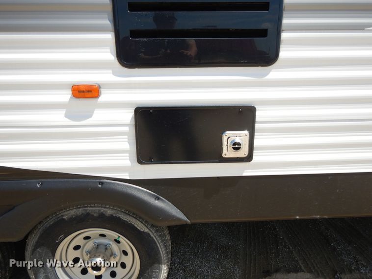 image for item DE5633 2019 Coleman CM285BH19  camper