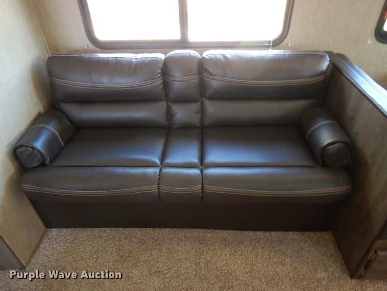 image for item DE5633 2019 Coleman CM285BH19  camper