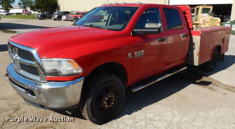 image for item DE5651 2014 Dodge Ram 3500HD  Crew Cab utility bed pickup truck