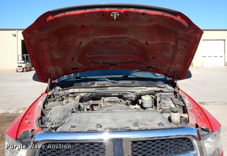 image for item DE5651 2014 Dodge Ram 3500HD  Crew Cab utility bed pickup truck