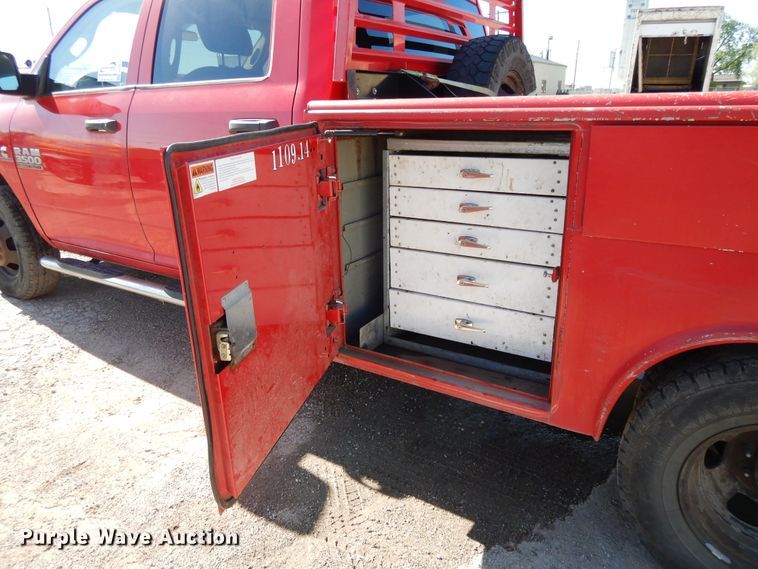 image for item DE5651 2014 Dodge Ram 3500HD  Crew Cab utility bed pickup truck