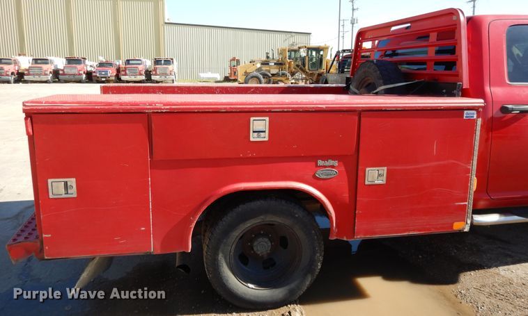 image for item DE5651 2014 Dodge Ram 3500HD  Crew Cab utility bed pickup truck