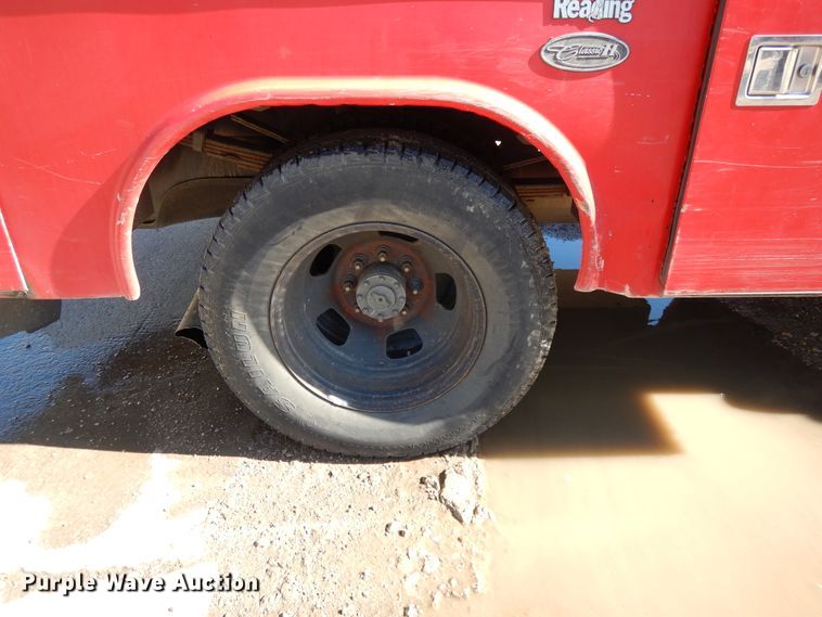 image for item DE5651 2014 Dodge Ram 3500HD  Crew Cab utility bed pickup truck