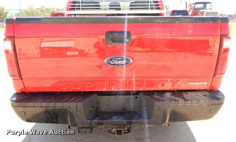 image for item DE5652 2016 Ford F250 Super Duty  Crew Cab pickup truck