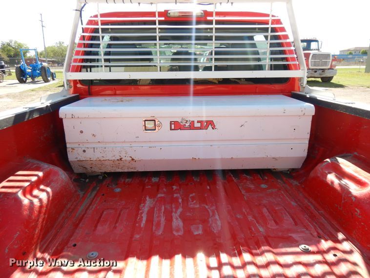 image for item DE5652 2016 Ford F250 Super Duty  Crew Cab pickup truck