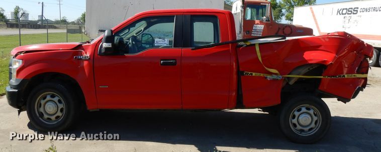 image for item DE5653 2016 Ford F150  SuperCab pickup truck