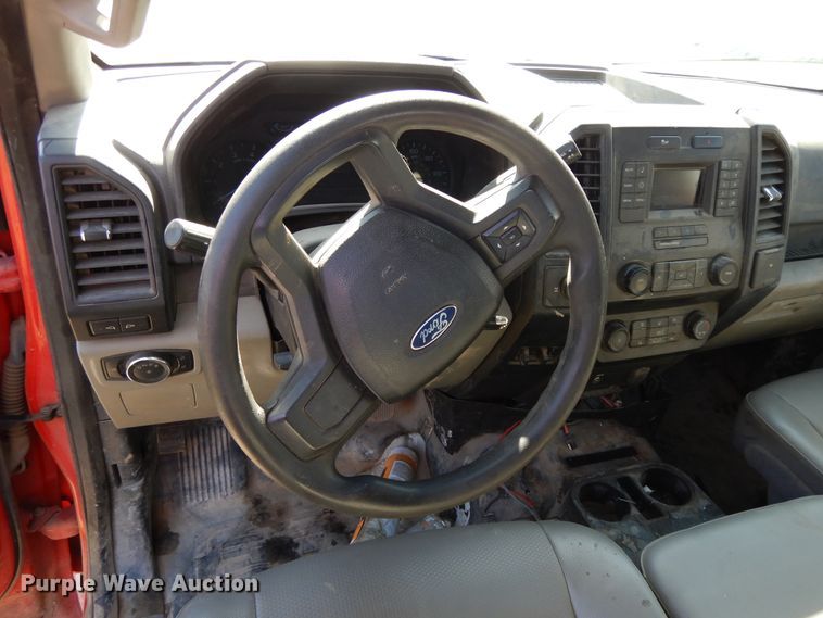 image for item DE5653 2016 Ford F150  SuperCab pickup truck