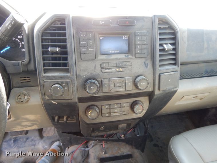 image for item DE5653 2016 Ford F150  SuperCab pickup truck