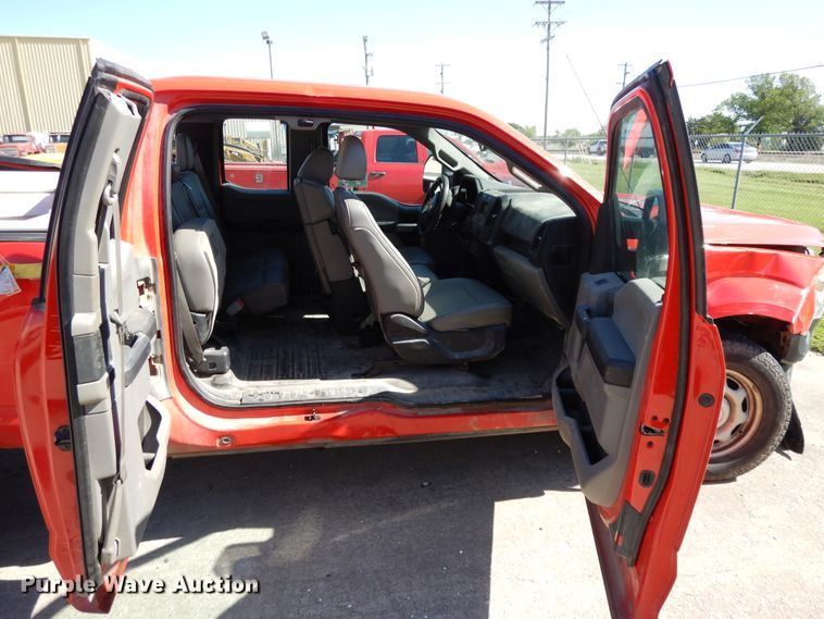 image for item DE5653 2016 Ford F150  SuperCab pickup truck