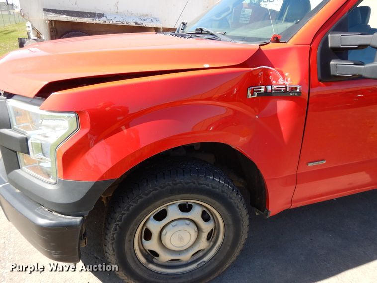 image for item DE5653 2016 Ford F150  SuperCab pickup truck