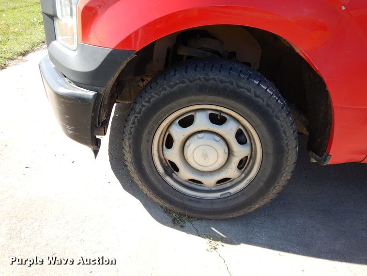 image for item DE5653 2016 Ford F150  SuperCab pickup truck