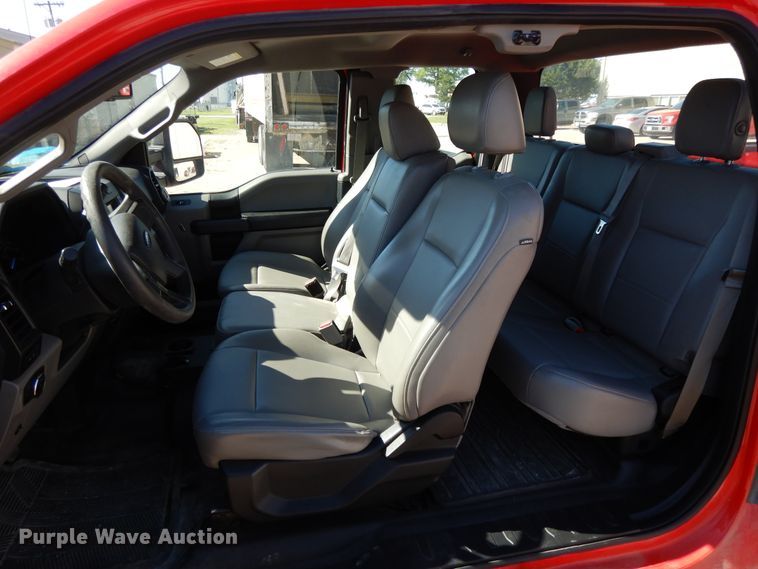 image for item DE5654 2017 Ford F150  SuperCab pickup truck