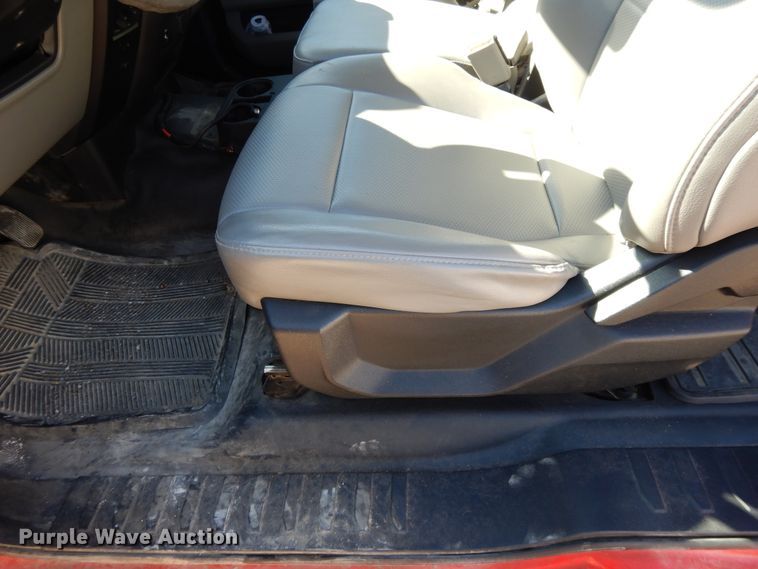 image for item DE5654 2017 Ford F150  SuperCab pickup truck