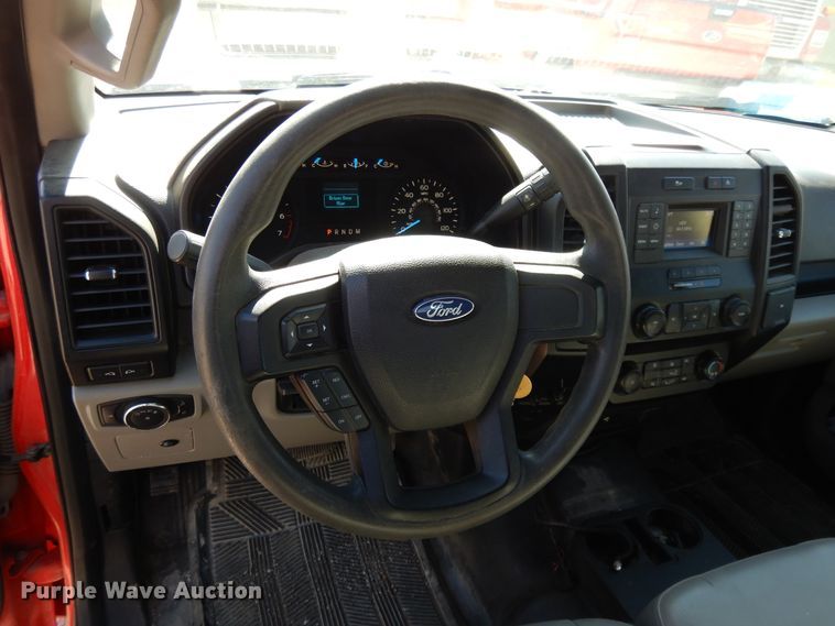 image for item DE5654 2017 Ford F150  SuperCab pickup truck