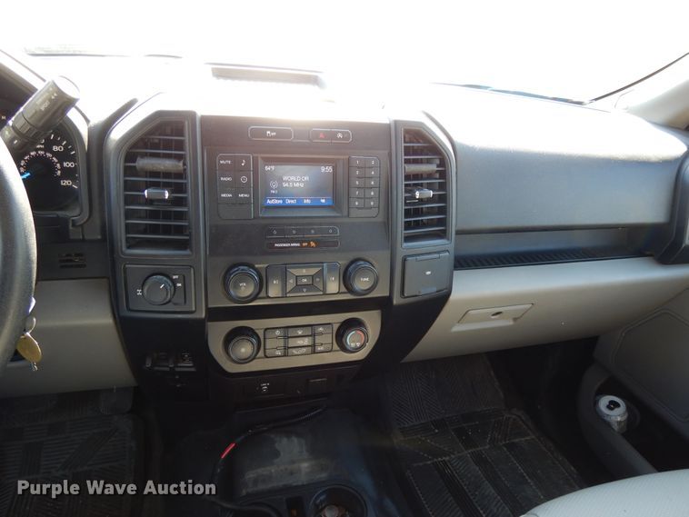 image for item DE5654 2017 Ford F150  SuperCab pickup truck