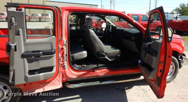 image for item DE5654 2017 Ford F150  SuperCab pickup truck