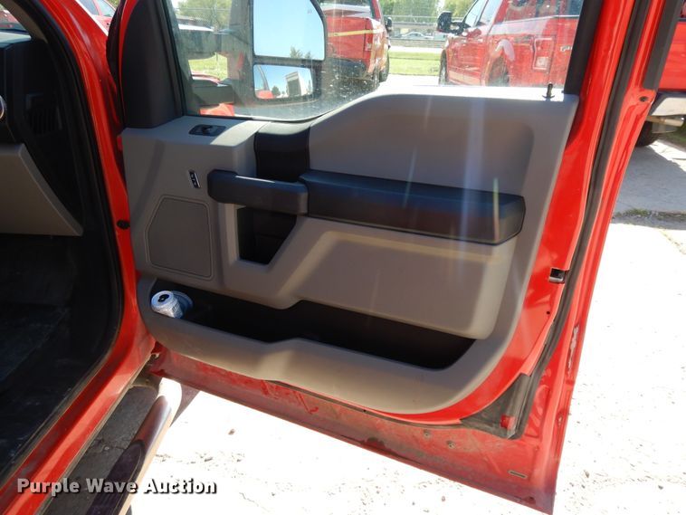 image for item DE5654 2017 Ford F150  SuperCab pickup truck