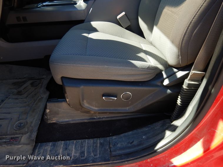 image for item DE5655 2017 Ford F150  SuperCrew pickup truck