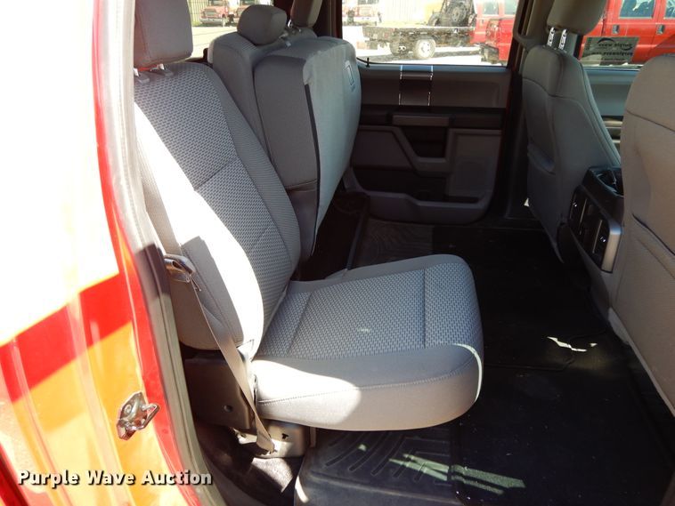 image for item DE5655 2017 Ford F150  SuperCrew pickup truck