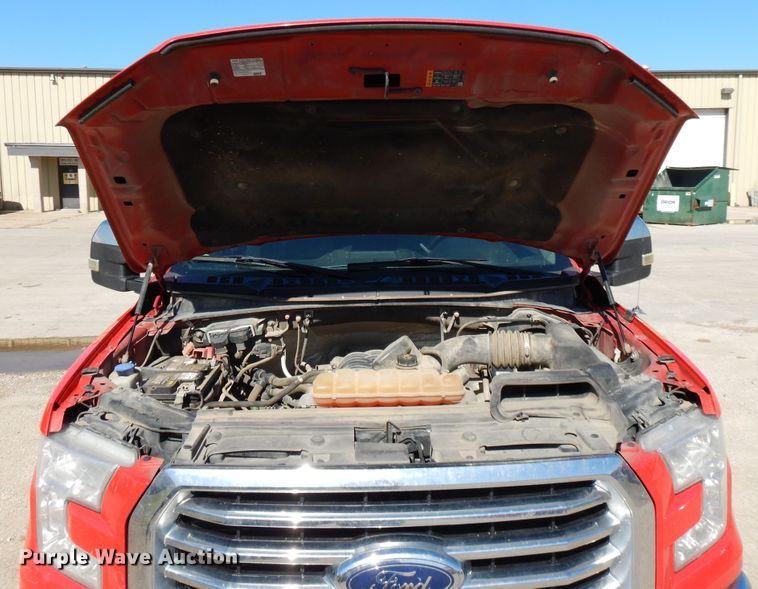 image for item DE5655 2017 Ford F150  SuperCrew pickup truck