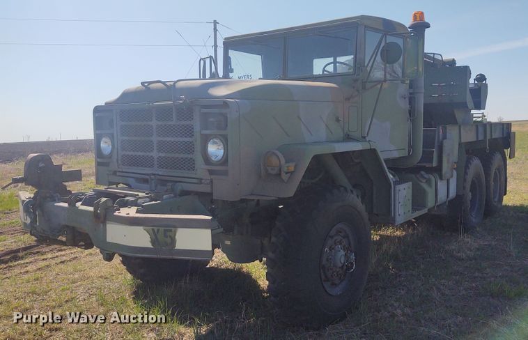 image for item DE6909 1991 Harsco M932A  wrecker truck