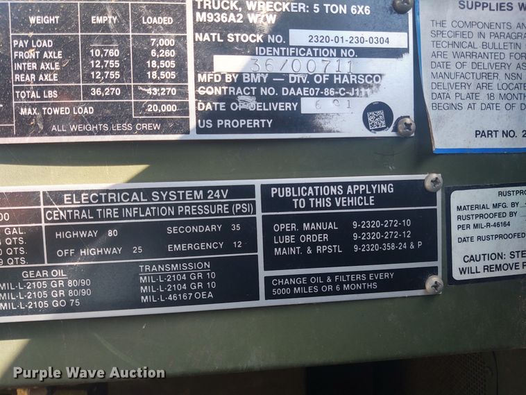 image for item DE6909 1991 Harsco M932A  wrecker truck