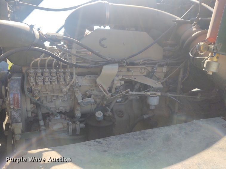 image for item DE6909 1991 Harsco M932A  wrecker truck