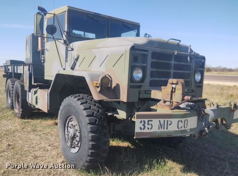 image for item DE6909 1991 Harsco M932A  wrecker truck