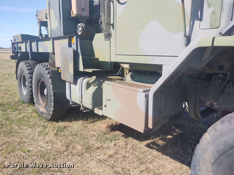 image for item DE6909 1991 Harsco M932A  wrecker truck