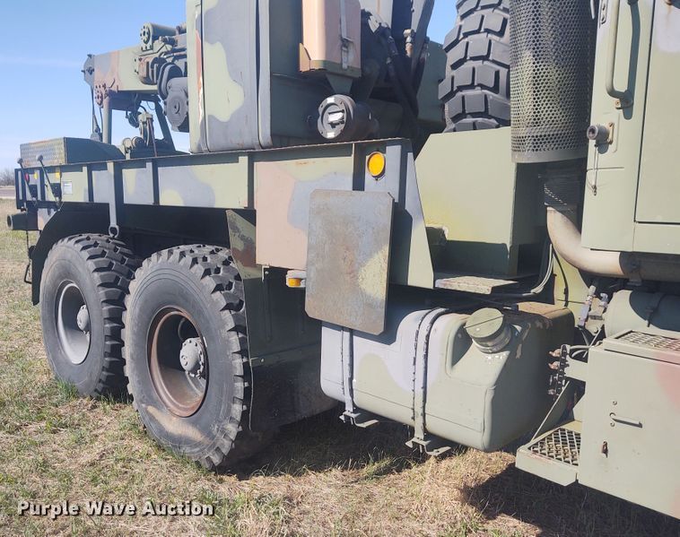 image for item DE6909 1991 Harsco M932A  wrecker truck