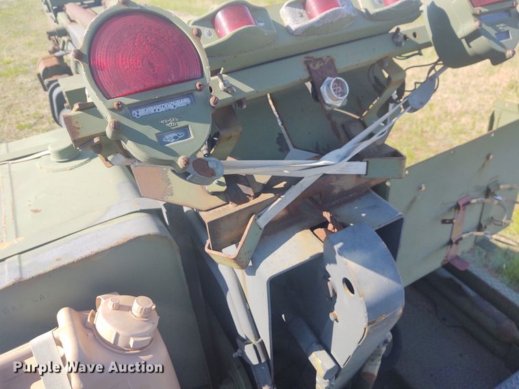 image for item DE6909 1991 Harsco M932A  wrecker truck