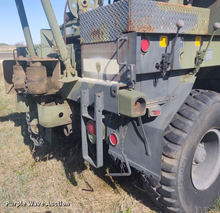 image for item DE6909 1991 Harsco M932A  wrecker truck