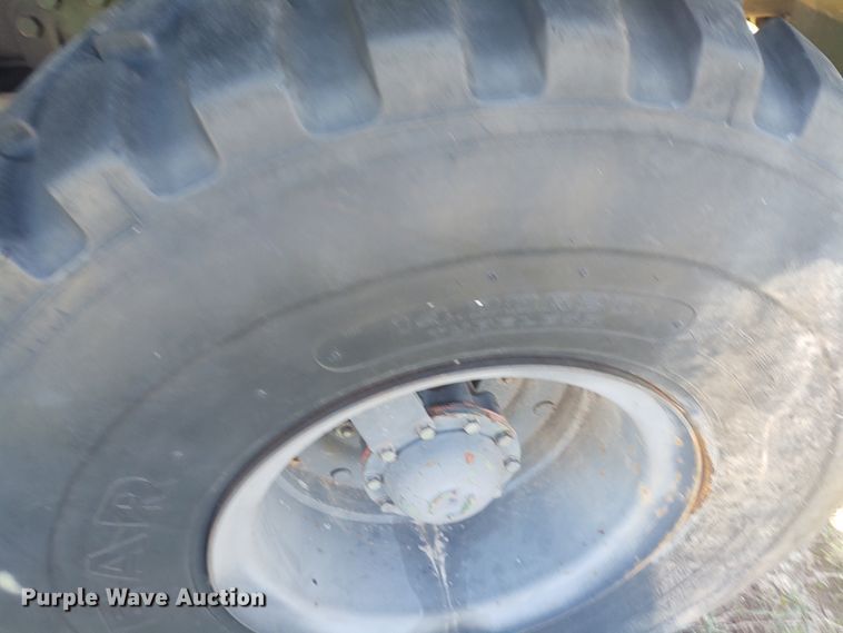 image for item DE6909 1991 Harsco M932A  wrecker truck